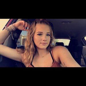 Meet your Posher, Alyssa